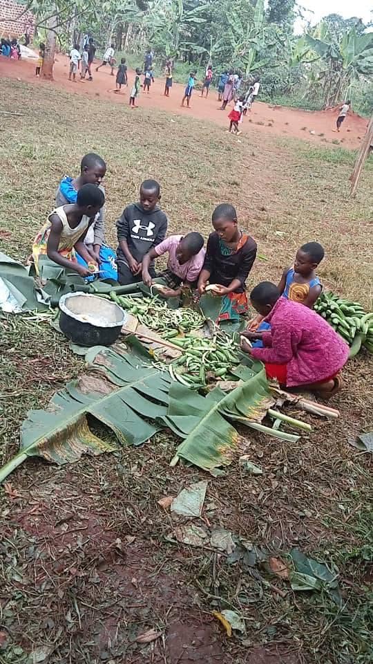 Children preparing food together